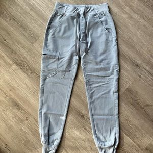 FIGS Zamora jogger scrubs in limited edition slate blue / sz xs